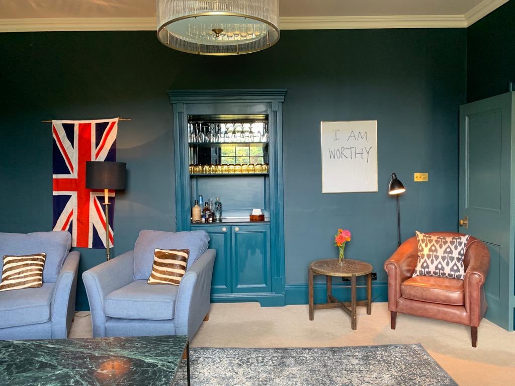 CarswellCottage's tweet photo. During lockdown we took the opportunity to begin refreshing the interior of Lambside House. Whilst it’s not totally finished, &amp; stage 2 will include updating the upstairs, we are delighted with the transformation of the ground floor #interiordesign #lockdownproject #visitdevon https://t.co/Ye7JUIe7bP