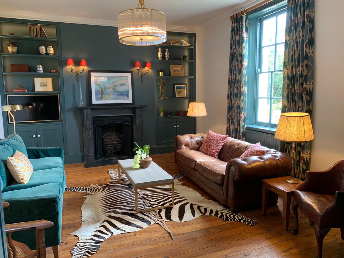 CarswellCottage's tweet photo. During lockdown we took the opportunity to begin refreshing the interior of Lambside House. Whilst it’s not totally finished, &amp; stage 2 will include updating the upstairs, we are delighted with the transformation of the ground floor #interiordesign #lockdownproject #visitdevon https://t.co/Ye7JUIe7bP