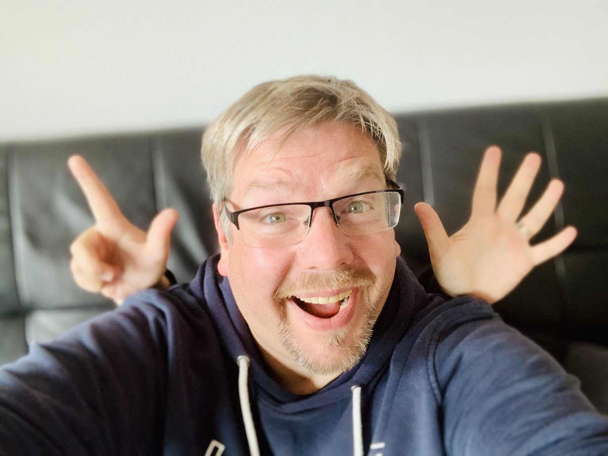 Hegenberg's tweet photo. 7 Monate Twitch! Man muss sich Feste machen, wenn man feiern will :) Heute tun wir das um 20:00 Uhr auf https://t.co/T9Xz3s1vrv Kommt rum! #janhegenberg #twitch #wirdgeil https://t.co/6Tqr5FvvN4