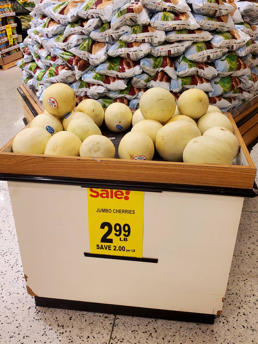 MyShoppingGuy's tweet image. If your spouse comes home saying "honey, I bought the biggest cherries at @cubfoods," maybe it's time to consider @MyShoppingGuy #ShoppingFail #KnowYourProduce