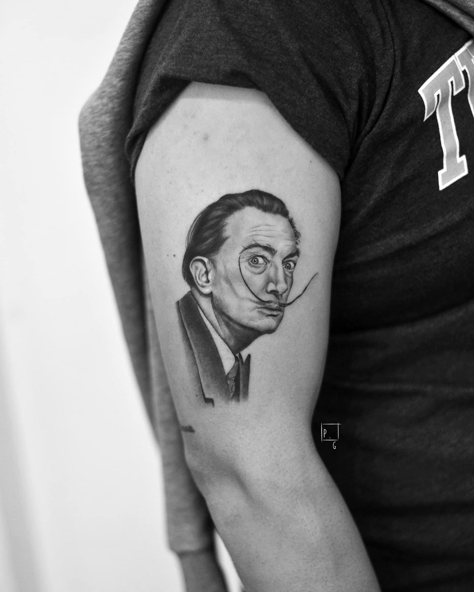 MariaGPdA's tweet photo. Tener un hermano que se dedica a hacer arte en la piel a través de tattoos y yo tener ninguno todavía...!!!! Eso se llama #desaprovecharoportunidades #tattoo  #tattooartist A mí me tiene alucinada, pasen y vean 👇🏼👇🏼👇🏼 https://t.co/qJnpkSV4bq