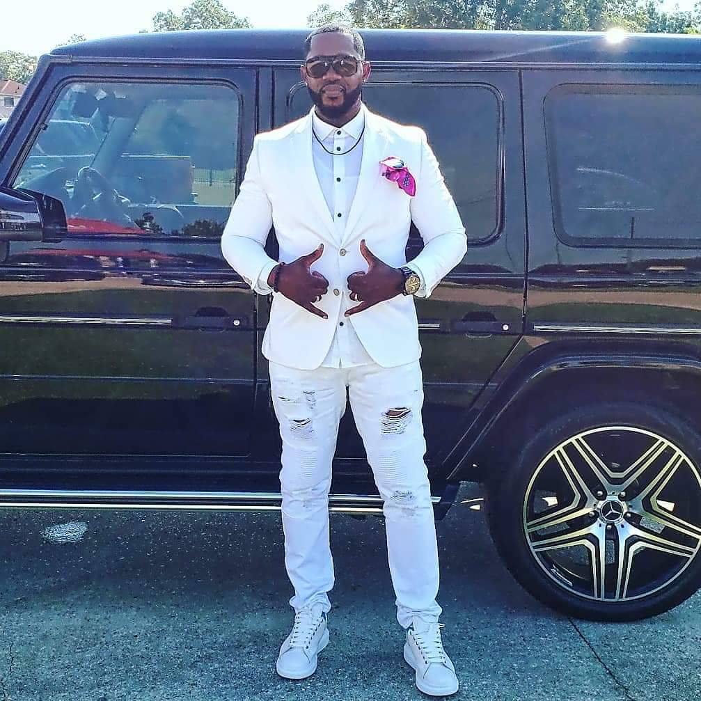 ac4imreadyforit's tweet photo. I love being black! #blackmen #blackmenstyle #blackisbeautiful #blackman #blackwithstyle #nolafashion #fashion #fashionable #blackandwhitefashion #blackfathers #heneverfails #style #mensfashion #menstyle #ggq #gq #gqmagazine #gqmen #gqstyle #gqawards #ootd #unapologeticallyblack https://t.co/taSJSb82Vi