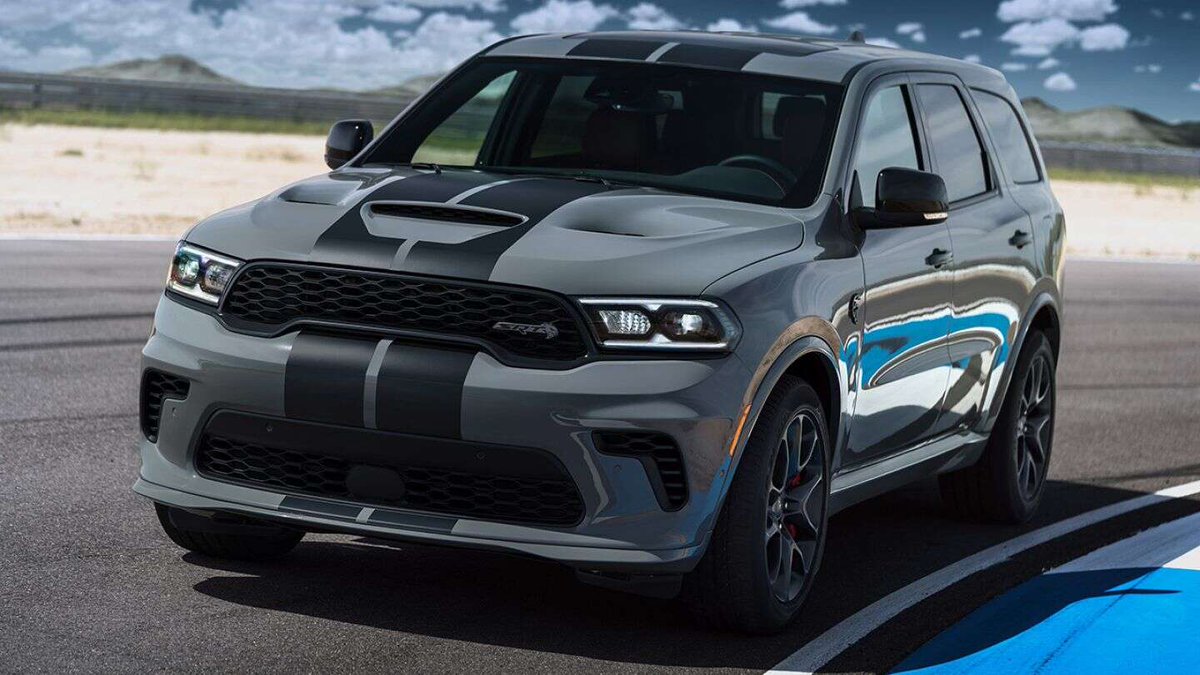 ReidyCo's tweet photo. https://t.co/NMSJ8sTHRM:

Dodge Durango SRT Hellcat 2021 presenta una versión de 710 caballos del V8 sobrealimentado del Dodge Challenger, pero lo coloca en un paquete que puede acomodar a 7, remolcar 8,700lbs y alcanzar las 180 mph...

https://t.co/UdYWchrGc4

#dodge #ReidyCo https://t.co/G8JDvaImDT