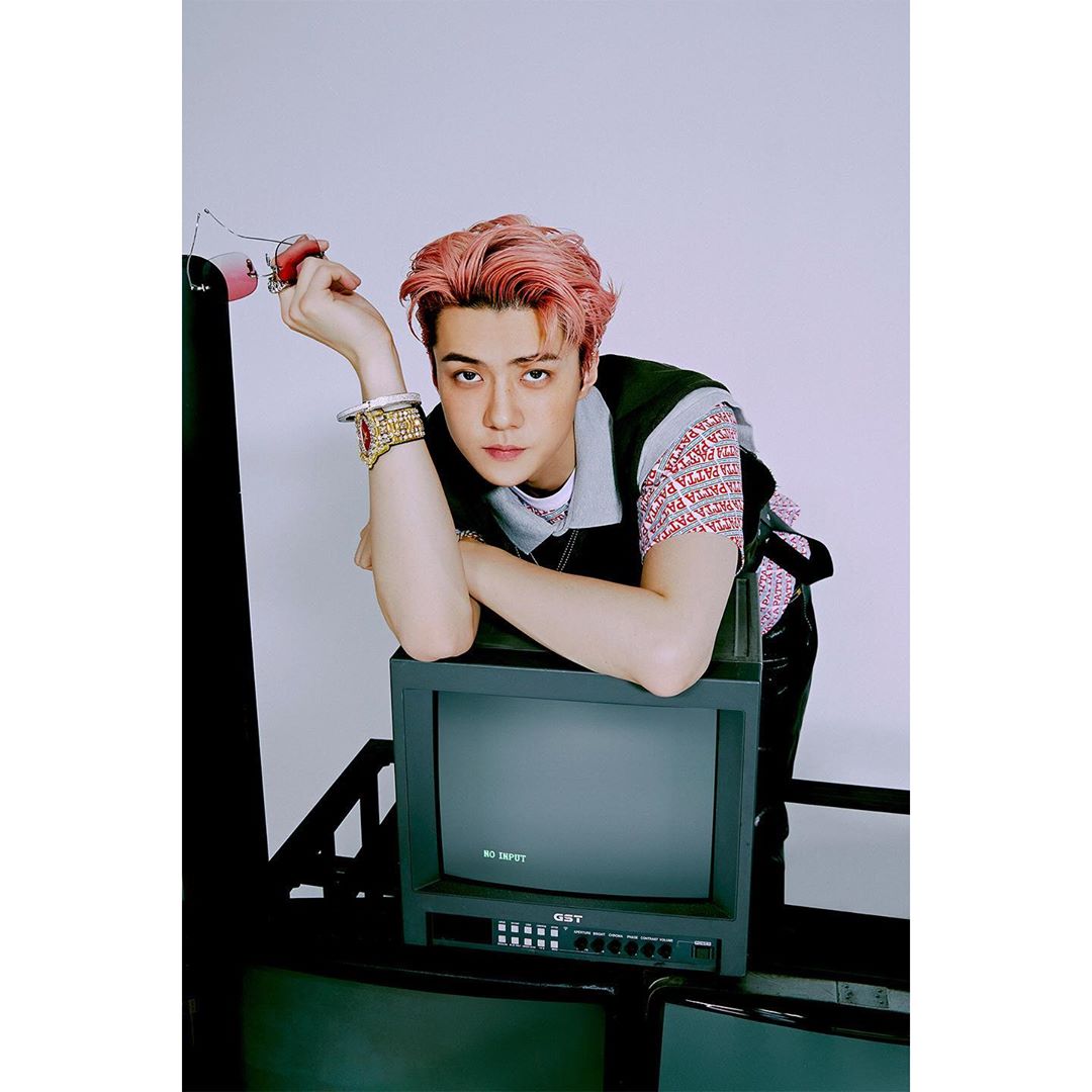 _markena_'s tweet photo. They own these hairstyles 😘😘😘
Am I right or am I right?? ;)
#EXOSCSpecialPresent #EXOSCTelephone https://t.co/Lii0H5WGEq