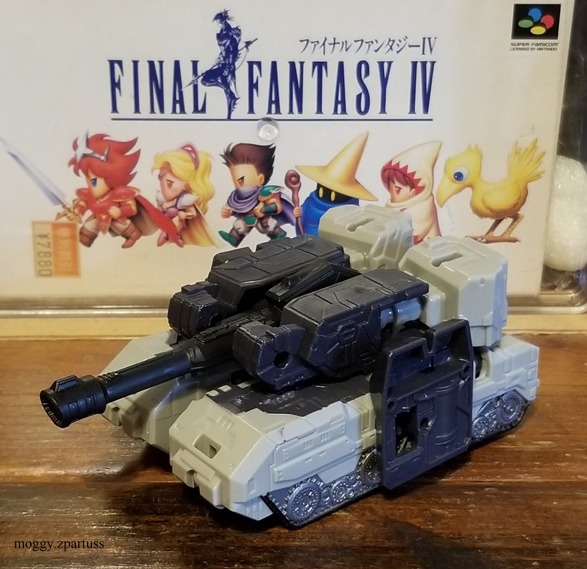 MoggyZpartuss's tweet photo. Found at a gas station, thought KOs, but are official. Simple yet solid, alt mode great, very Cybertronian and still has earth look like German Sturmgeschütz (assault gun). #megatron #decepticon #transformers #sturmgeschütz #assaultgun https://t.co/7CneT9WyNh