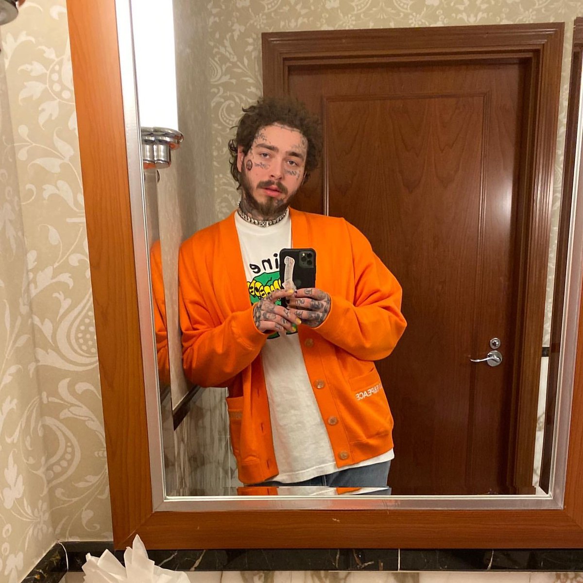 PostysCountry's tweet image. #NewProfilePic This was the background on my phone when I went to the concert Plz take me back to that night!! 😭