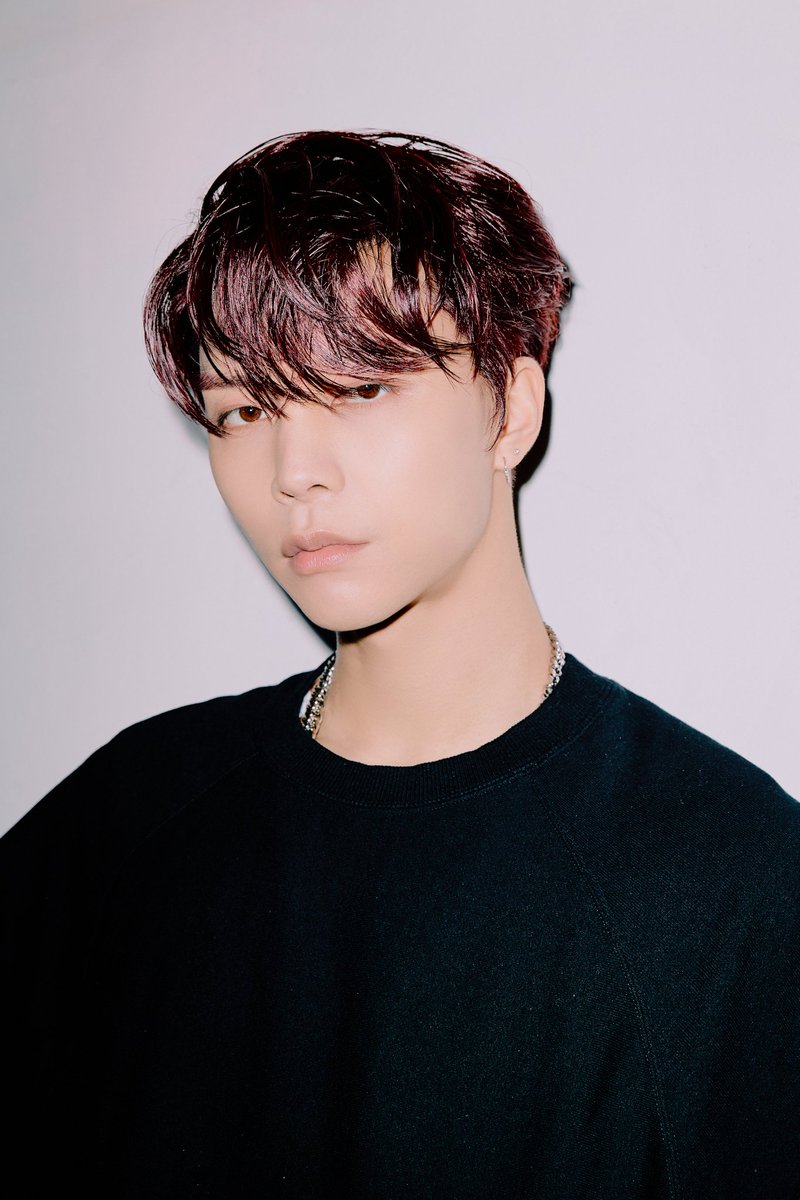 xiaojuniet's tweet photo. Thank you #Johnny
For being chaotic and giving us so many laughter reasons. For working hard. For giving us so many extra content through JCC. For being the daddy for these childrens lol.
You're doing more than enough Johnny, don't worry.
#4yearswithnct https://t.co/D9BHZtTeXi