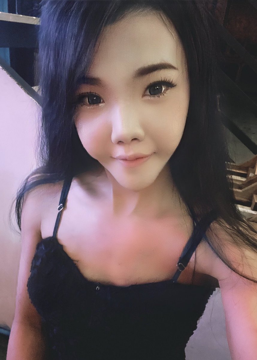 janny459's tweet photo. ก็แค่มานั้งเหงาจๆจิบเล่าบางๆ https://t.co/ZDgpiG18Sn