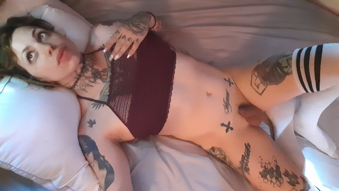 Being lazy https://t.co/4K8skdJHdC<a href="/tag/backtoporn"class="tags"><span>#backtoporn</span></a>