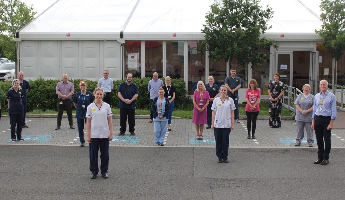 BristolNHSFT's tweet photo. Last Thursday we celebrated the first NBT Hero Award winners since COVID in a socially-distanced &amp; sometimes emotional ceremony🏅

We heard truly inspiring stories of how staff have supported patients &amp; colleagues during COVID.

Read more on the winners: https://t.co/8R2MqEotnL https://t.co/4KBEIkjhRH