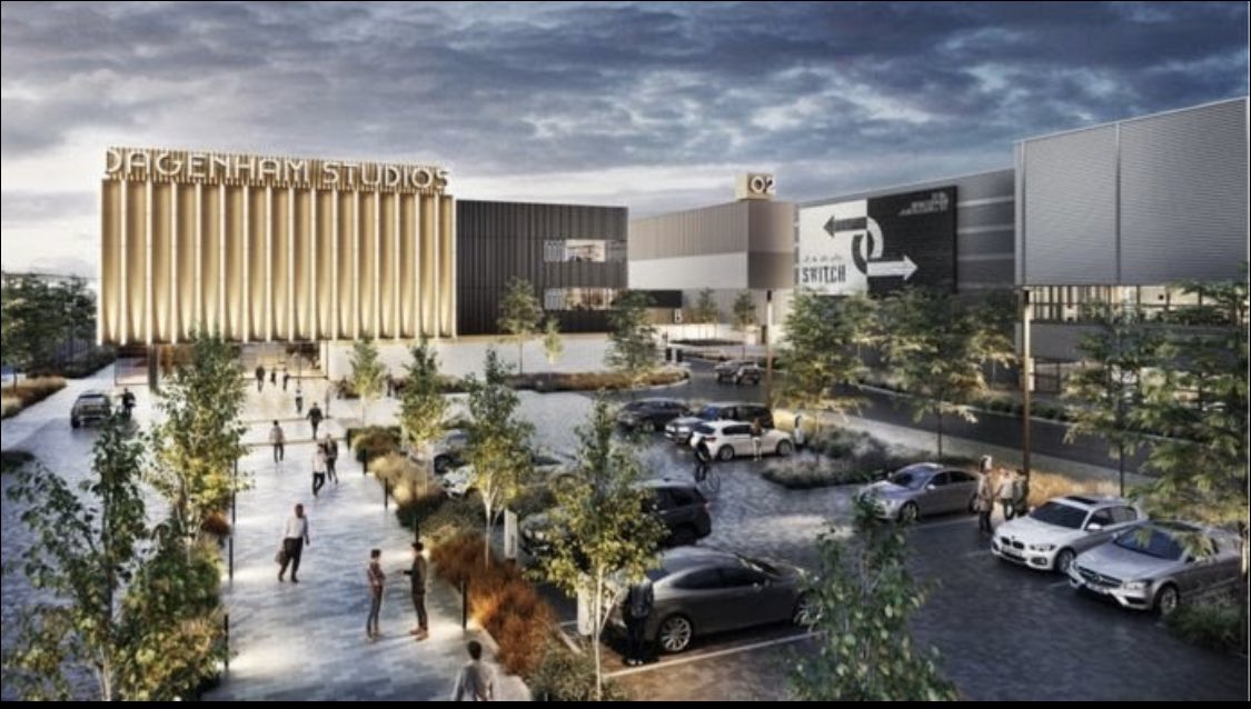 LISA | DEE tweet media