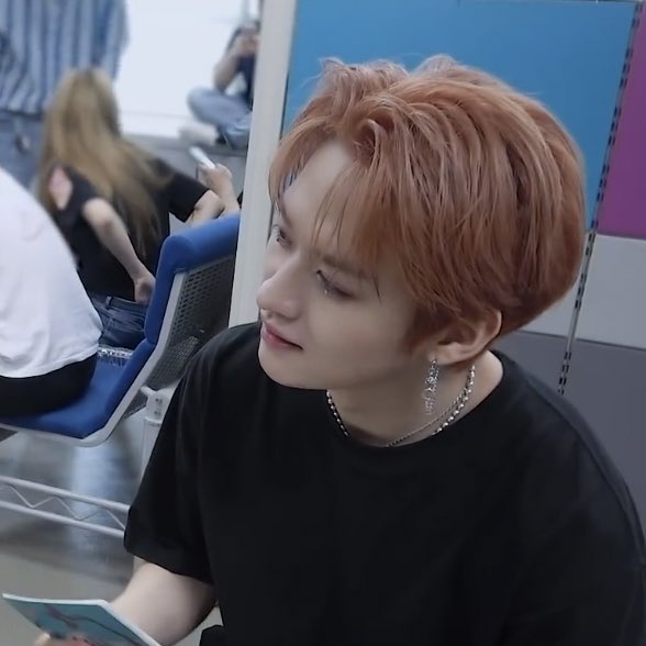 leeminhoarchive's tweet image. hes so dang pretty