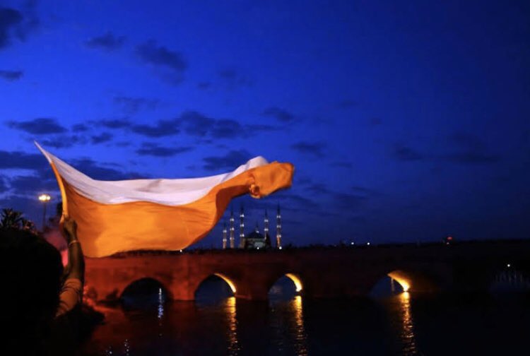 Adanaspor bu şehrin Asil duruşudur.
#7TemmuzDünyaAdanasporlularGünü