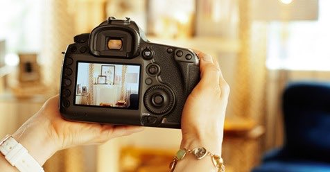 StewartTitleApl's tweet photo. Video has become a big part of marketing strategies for real estate agents, especially now. 

If you want to step up your marketing game, here is a guide for how you can shoot better virtual home tours: https://t.co/lGhBOYK4De https://t.co/bfNRQatxCn
