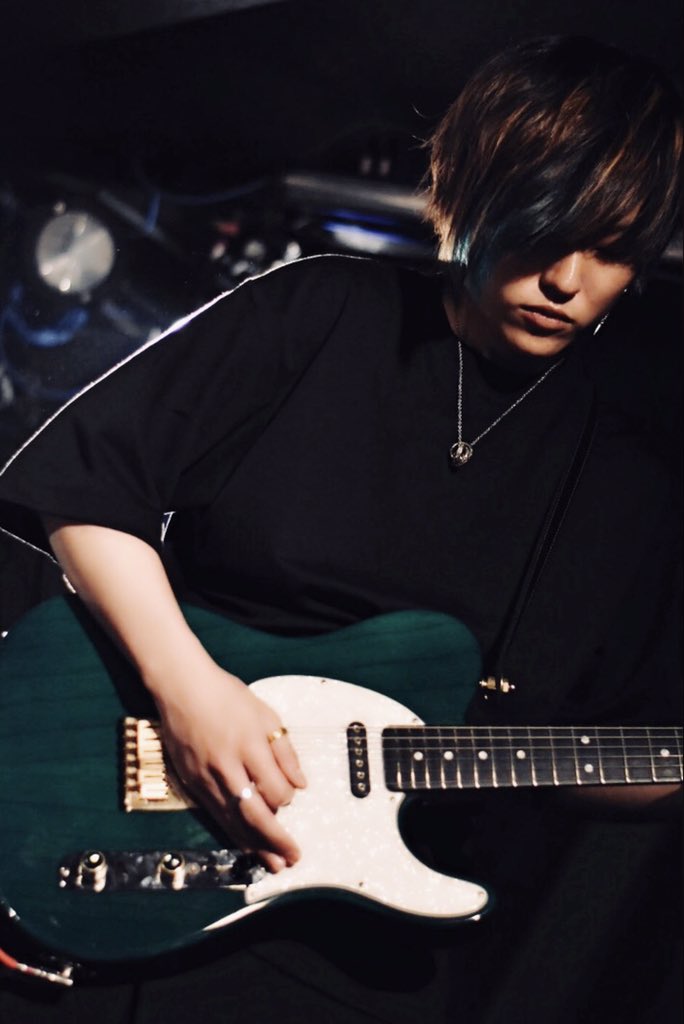 RUDEMAN_info's tweet photo. RUDE MANから大事なお知らせです。

RUDE MANにギターの颯舞🎸@soma_Re_re とドラムのけーた🥁@Dr05keita が正式メンバーとして加入しましたー👏🎉🥳

これから本腰入れてバチバチにやってくから新体制のRUDE MANをどうぞよろしくお願い致します🙇‍♂️ https://t.co/Rzh02JGHWk