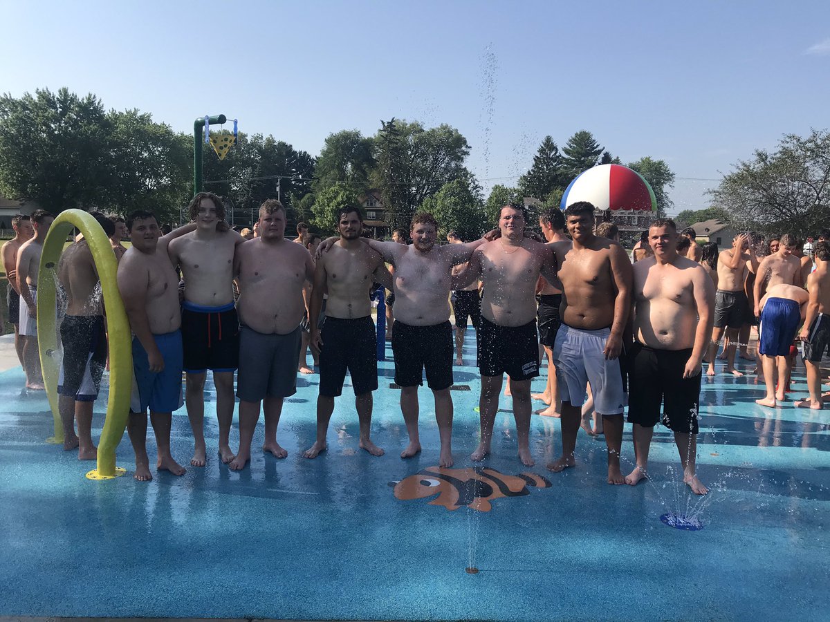 GrimmCoach's tweet photo. All work and no play..............
#splashzone https://t.co/BBOjh9dBzT