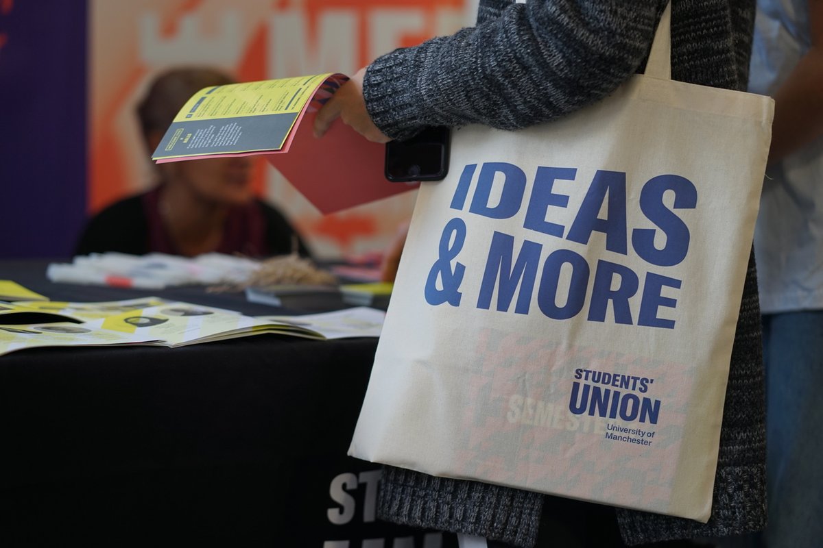 📣📣📣Student Job Opportunity  📣📣📣

NUS are looking to recruit a team of organised and diligent Tutor Group Administrators to support the delivery of their flagship officer development programme, Lead and Change.

 Find out more and apply here 👉bit.ly/2ZKfi0J