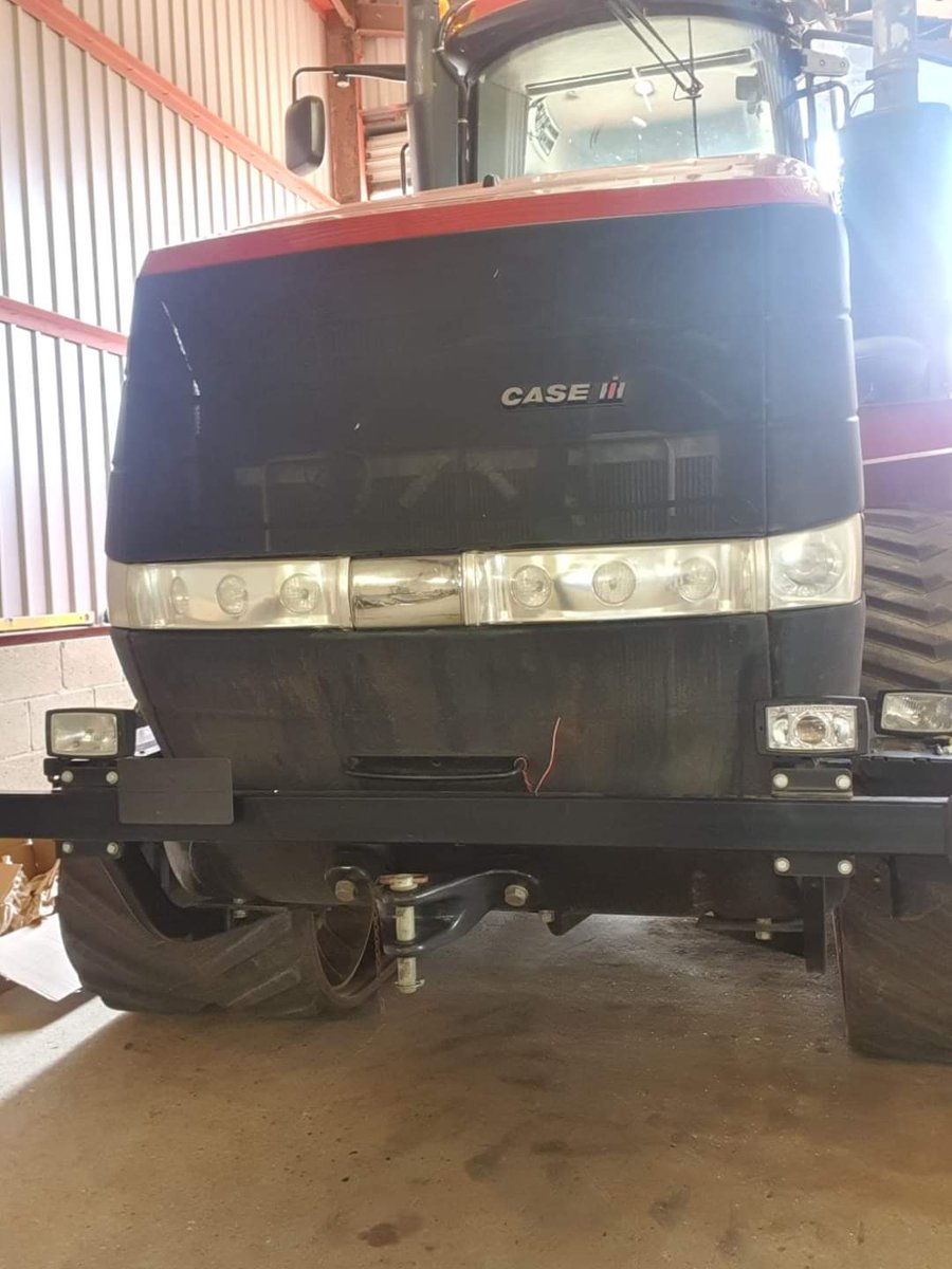 UTVProducts's tweet photo. Now this one is a BEAST of a machine for us to be supplying led headlight solutions to! She will soon be earning her keep across in Hertfordshire.
https://t.co/HqGbWz0O9s
#quadtrac #casequadtrac #tractors #agriculture @CaseIH_UK_IRE https://t.co/7UsDTo9hWP