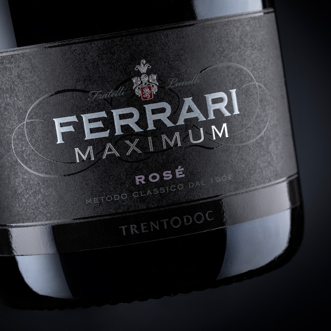 FerrariTrento's tweet photo. The unmistakable style of our Blanc de Blanc, the fruity fragrance of our Rosé and the full-bodied taste of our Demi Sec.
The Ferrari Maximum Line is an engaging experience to be enjoyed and shared.
Back #ToTheMaximum #FerrariTrento https://t.co/26ciUxIpny