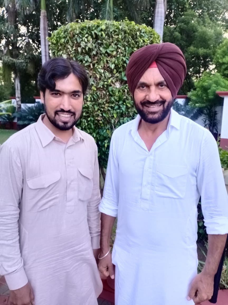 VYamla's tweet photo. #Folk #artist of #Punjab #pammibai https://t.co/I0x6PTyUA9
