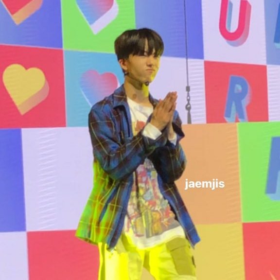 he is so little :((