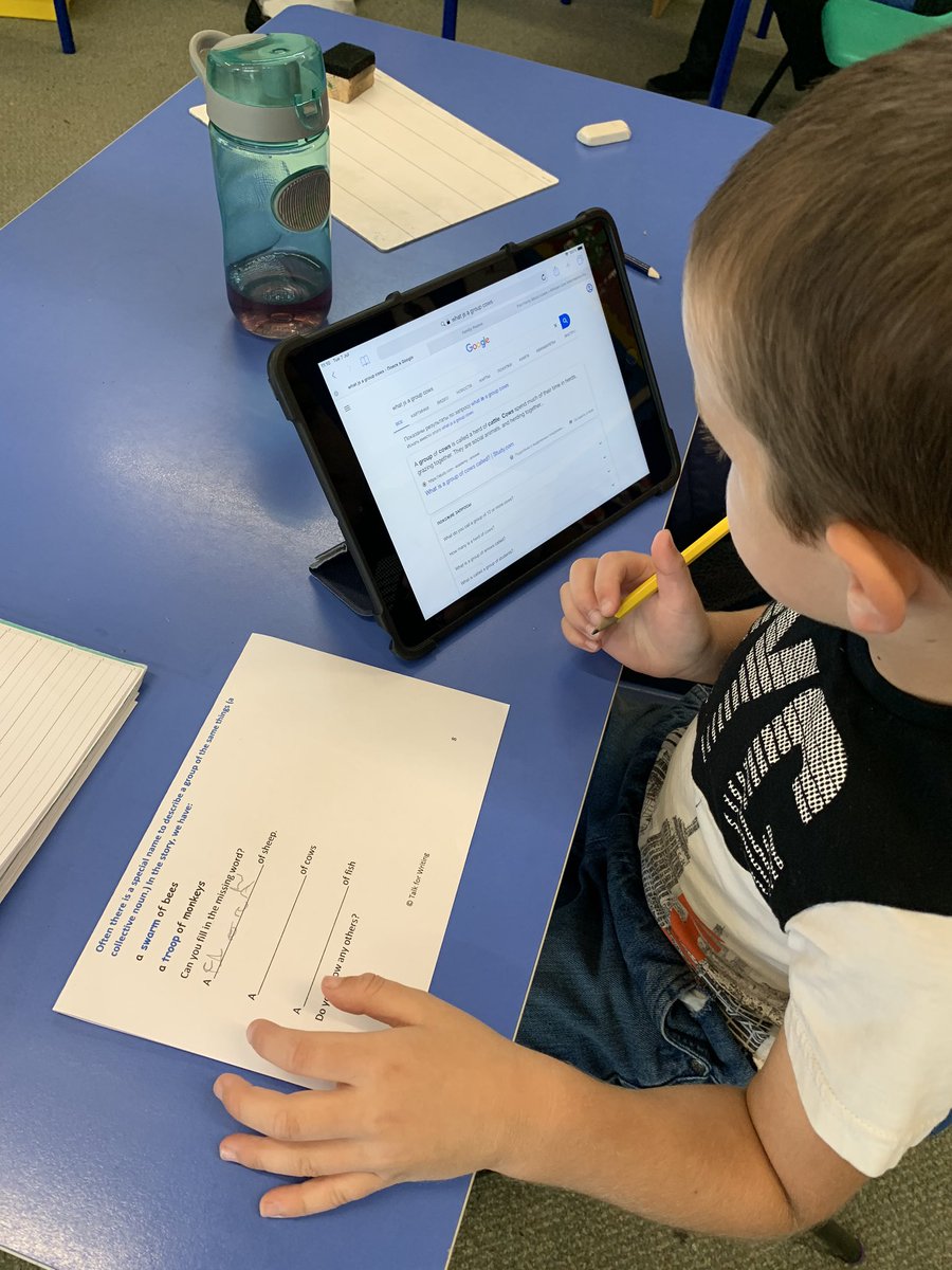 MeadowsidePop's tweet photo. Year 1 have enjoyed researching collective nouns today 🔎 They particularly enjoyed learning the collective noun for a group of penguins is a waddle 🐧 @Talk4Writing #MeadowsideEnglish #Talk4Writing #MeadowsideComputing https://t.co/JI20GwQpuh