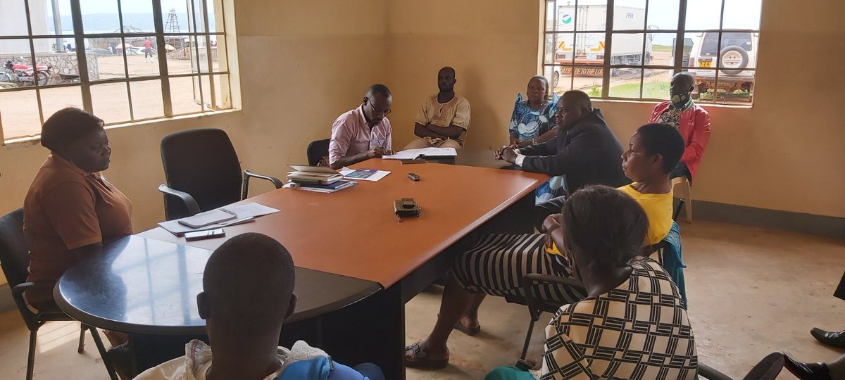 MakCoNAS's tweet photo. #NutriFish #CultiAF Communication team visiting the Kikondo & Kiyindi landing sites and held discussions with leaders at the sites on how best improve information flow and sharing @nafirri @NutrealLimited @IDRC_ESARO @Jefitre1 https://t.co/Bj2TYalewX