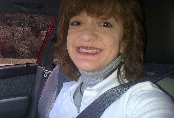 Sinmordaza's tweet photo. #ReporteSM | Periodista Luisa Mimi Arriaga es nuevamente privada de libertad por parte de Funcionarios del Cicpc porque aún aparece con orden de captura, a pesar de que tiene la medida de “arresto domiciliario” #7jul https://t.co/8Kjf6F6NMo