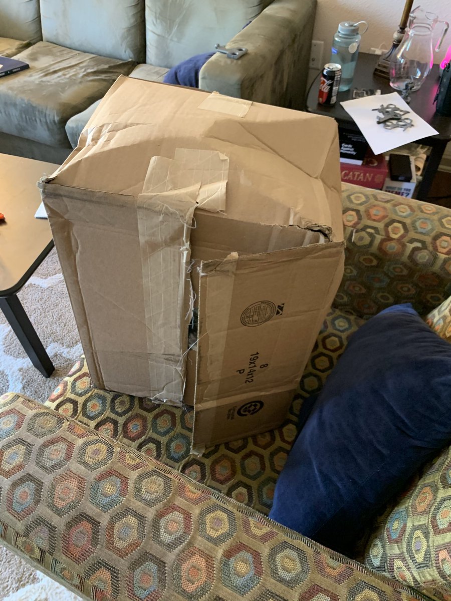 Quartzhunter's tweet photo. Didn’t make for much of an unboxing, @BestBuy @UPS 

Contents seem to be ok just from the outside,  but I won’t be able to check until next Monday. https://t.co/DNMTc9n2cv