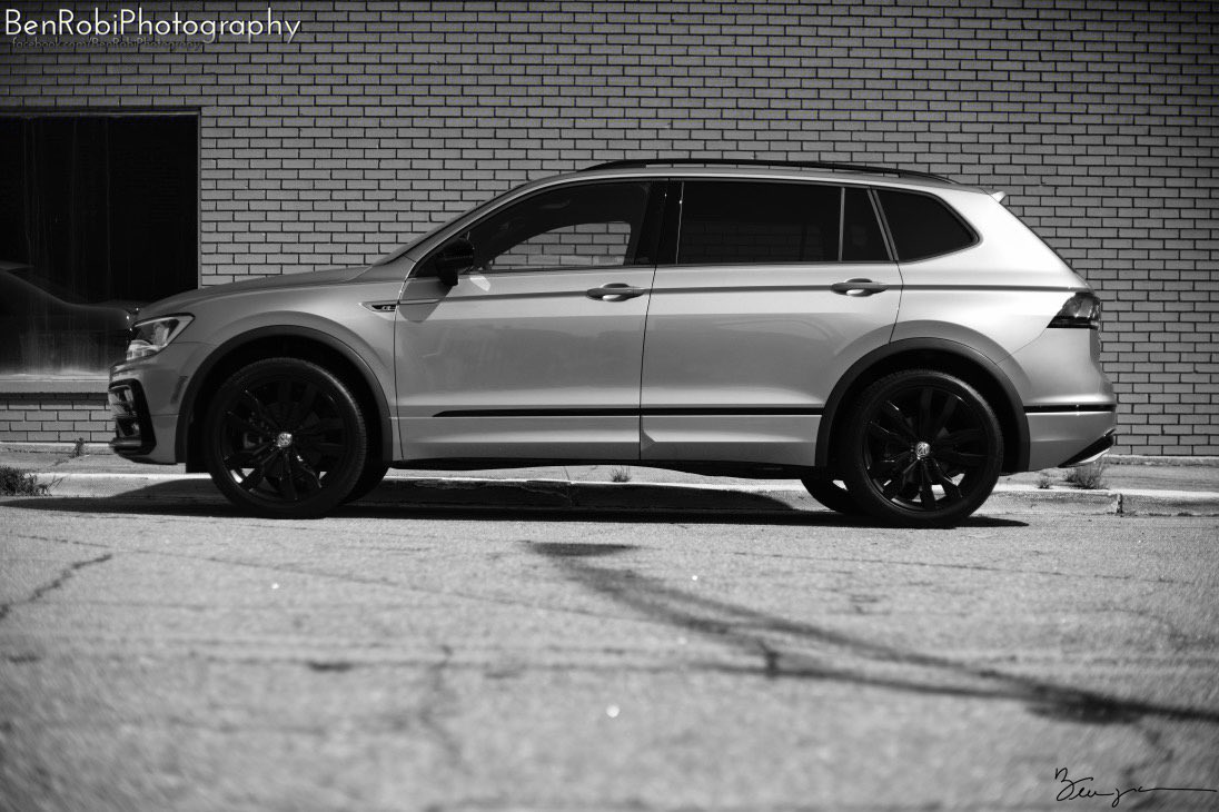 BRobiPhoto's tweet photo. #vdub #volkswagen #vw #tiguan #tiguantuesday 📷 #sony #sonyalpha #greenvillescphotographer  #bealpha #southcarolinaphotographer #alphacollective @VicBaileyVW @VW https://t.co/tJsIEFWwRz