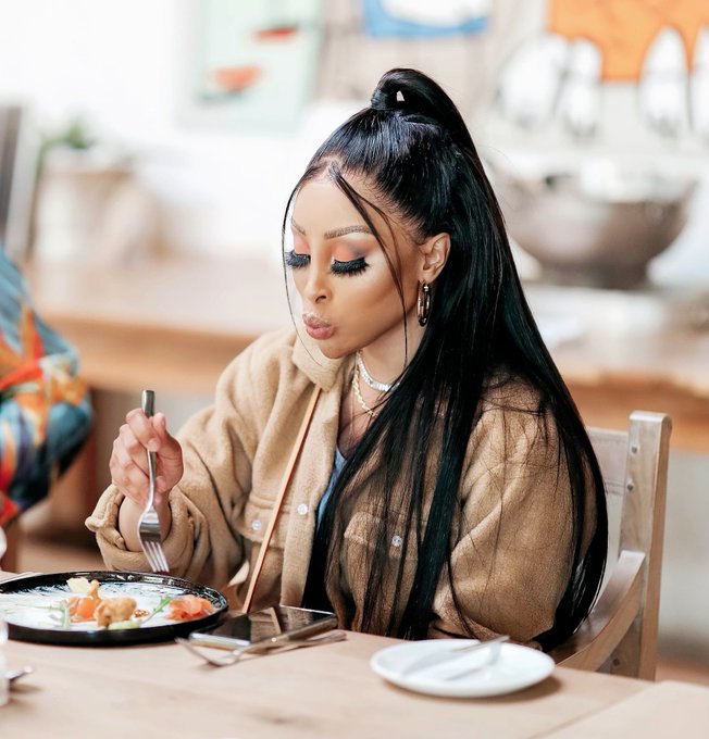 Hey boo @MbauReloaded what's your favorite meal? I see lots of people prefer something meaty, do you<a class="tags" target="_blank" title="On Twitter" href="/?out=eyJ0eXAiOiJKV1QiLCJhbGciOiJIUzUxMiJ9.eyJpYXQiOjE3MjI2NTQ3MDQsImlzcyI6InR3cG9ybnN0YXJzLmNvbSIsIm5iZiI6MTcyMjY1NDcwNCwiZXhwIjoxNzU0MTkwNzA0LCJyZWRpcmVjdF91cmwiOiJodHRwczovL3R3aXR0ZXIuY29tL01iYXVSZWxvYWRlZCJ9.W0qTpi5DCrbe6jzTuXami5RaXzlrCoTZBb3K3SogYVLwPIcmwg4dpVirfasVsyGOTyL0-NOQKAAzWL4ZgO47mw">@MbauReloaded</a><a href="/tag/nature"class="tags"><span>#nature</span></a><a href="/tag/beauty"class="tags"><span>#beauty</span></a><a href="/tag/queen"class="tags"><span>#queen</span></a><a href="/tag/bloemfontein"class="tags"><span>#bloemfontein</span></a><a href="/tag/ownyour"class="tags"><span>#ownyour</span></a>