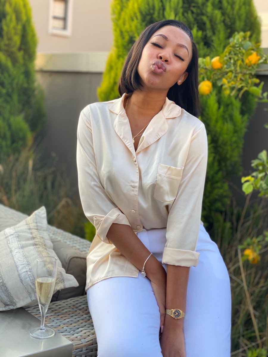 tee_mbana's tweet photo. Molweni, ndimhle. 😘 https://t.co/82aUskRKUd