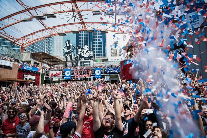 NoOtherPub's tweet photo. One year ago today 💙⚽️❤️
#NoOtherCity

https://t.co/pZ5tIZs3rn https://t.co/8q9GXe0zLi