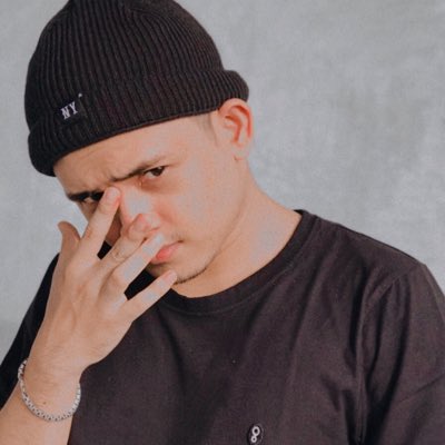 _DanuAditya's tweet photo. #FotoProfilBaru https://t.co/HJVYsOOVmp