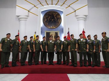 Comando Logístico del Ejército Bolivariano de Venezuela EcVlmx5WoAAJLWW?format=jpg&name=360x360