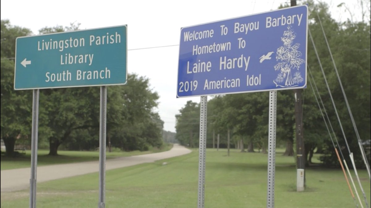 TheLaineHardy's tweet image. FRIDAY. #tinytown