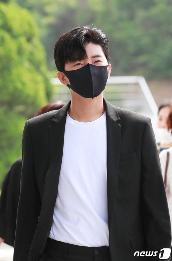 Boss_616's tweet photo. https://t.co/QgDXT9x3ei

모교의 위상도 올려버린
임영웅클라스
경복대 전문대학 브랜드1위 등극!
#임영웅
#경복대학교 https://t.co/Axhv8vJEhV