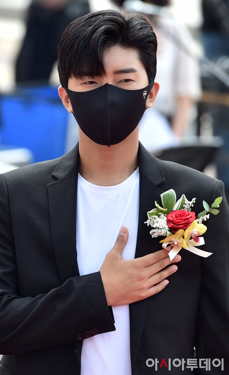 Boss_616's tweet photo. https://t.co/QgDXT9x3ei

모교의 위상도 올려버린
임영웅클라스
경복대 전문대학 브랜드1위 등극!
#임영웅
#경복대학교 https://t.co/Axhv8vJEhV