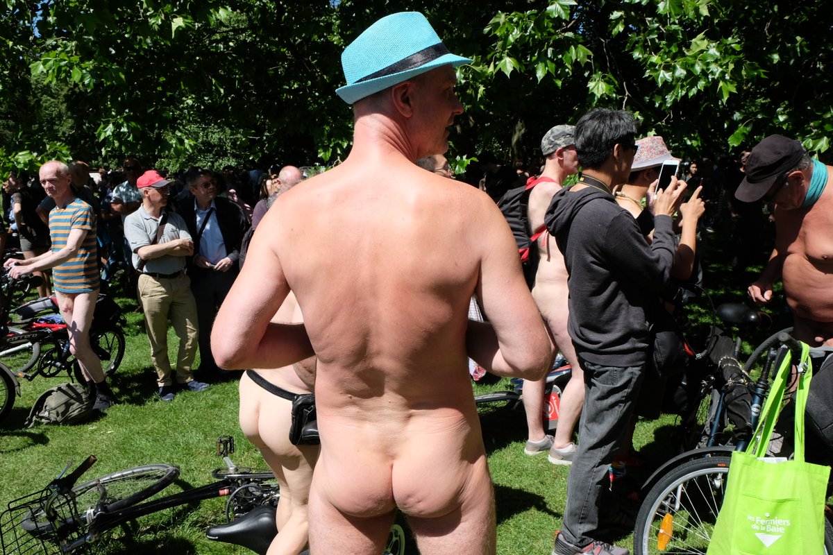 Naked Bike Riders To Peel Down Edmonton Streets In June