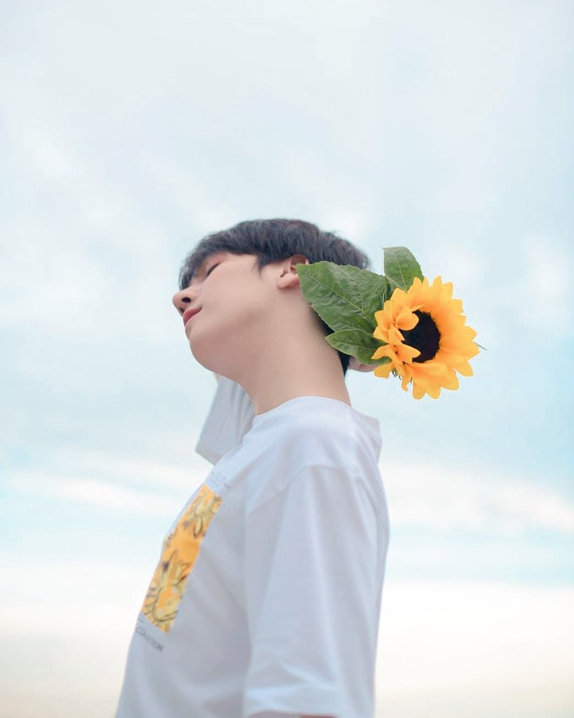 lvfornunew's tweet photo. - 𝚂𝚄𝙽𝙵𝙻𝙾𝚆𝙴𝚁 -

𝒴ℴ𝓊 𝓌ℴ𝓃' 𝓉 𝒷ℯ 𝓁ℴ𝓃ℯ𝓁𝓎 ℴ𝓃 𝒶 𝓇𝒶𝒾𝓃𝓎 𝒹𝒶𝓎, 𝒷ℯ𝒸𝒶𝓊𝓈ℯ 𝓈𝓊𝓃𝒻𝓁ℴ𝓌ℯ𝓇 𝓌𝒾𝓁𝓁 𝒷ℯ 𝒷𝓎 𝓎ℴ𝓊𝓇 𝓈𝒾𝒹ℯ.

#cieloheart #coheart https://t.co/Ojb7j6BPF1