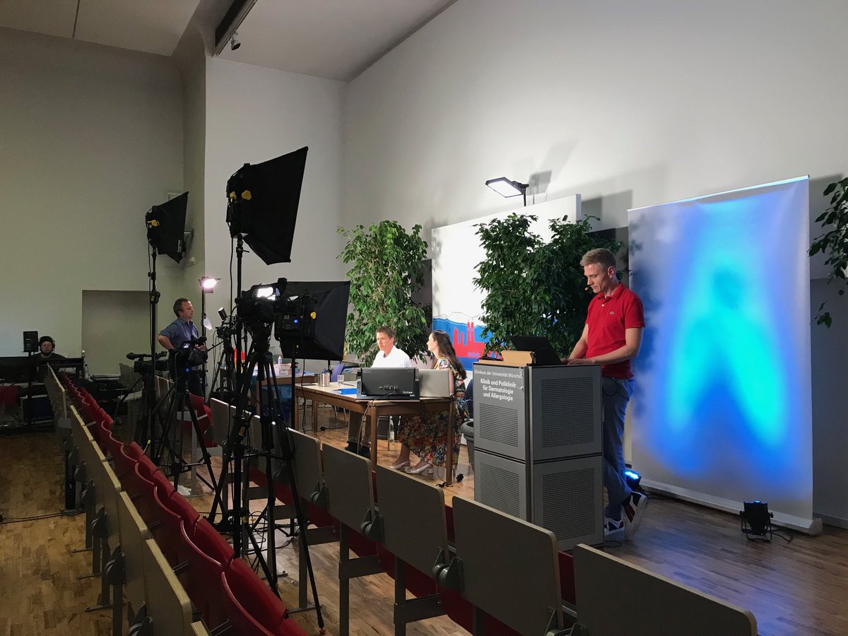 Ein aufregender erster Tag der #FOBIDIGITAL geht zu Ende!  
Technisch legen wir morgen noch mal einen Zahn zu, um für Sie den virtuellen Kongress bestmöglich erlebbar zu machen!👨‍💻 

Erkunden Sie die Vorträge, die Industrieausstellung sowie unsere Möglichkeiten zur Interaktion!