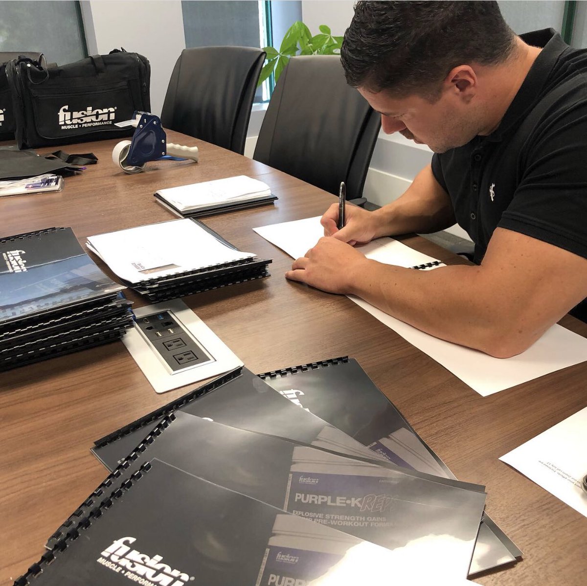 Blake Course heads up our sales and marketing initiatives on the <a href="/fusionmuscle/">Fusion Muscle • Performance</a> side of things. He’s preparing for some big sales meetings...putting the presentation pieces together. #onthejob

$SIRE #CBD #hemp #cannabis #cpg