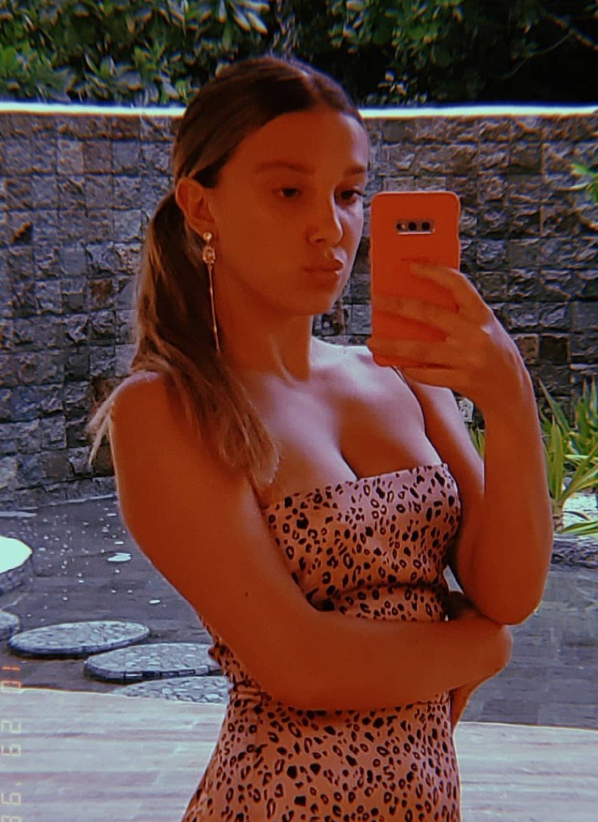 Millie Bobby Brown is so sexy in that tight dress