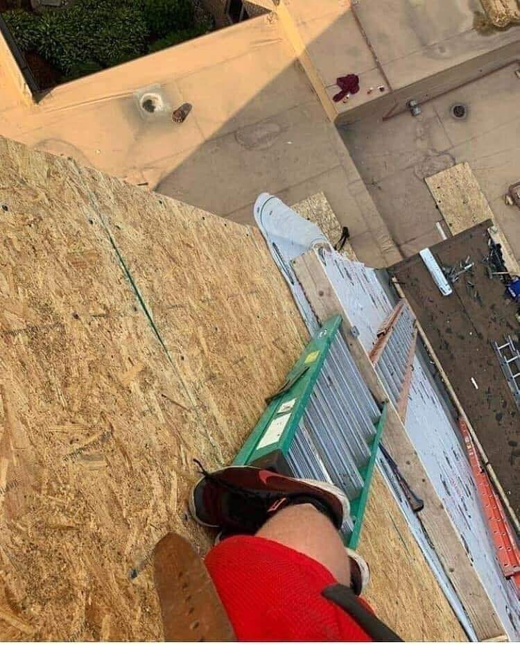 FireSafetyAcad's tweet photo. Anything wrong??
@safetyphoto https://t.co/n1H3Y78d4T