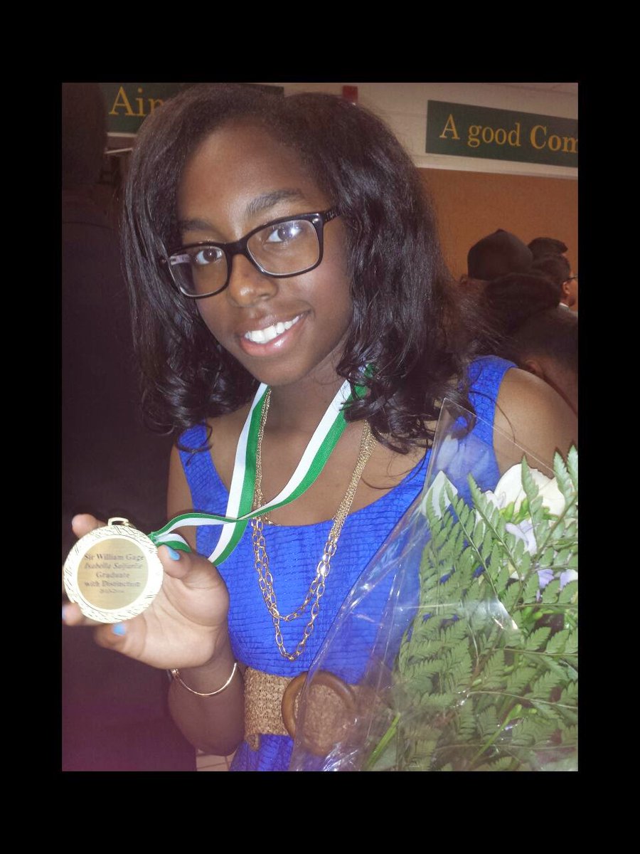 SteveSalfarlie's tweet photo. My niece is in her 3rd year of uni churning out 100% papers with ease (while tutoring during a pandemic).
*honours student (graduate with distinction)
*athlete of the year
*student council
Encouraged by her GC to switch to applied for math, sci, eng.
Imagine that.
#onted https://t.co/EqhaYEqdWp