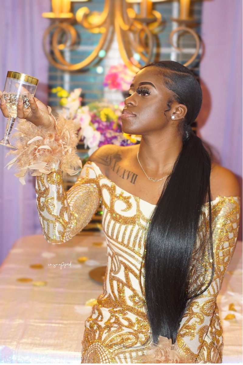 PsychoticBliss_'s tweet photo. Prom client in gold sequin gown ✨
Follow @promgownsbykiwi on IG #QuarantineProm #Prom2020 #PromGownsByKiwi https://t.co/4MqglSkIah