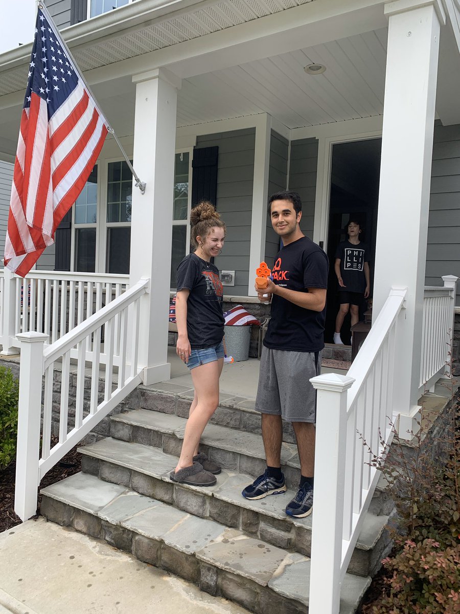 TillSquirt's tweet photo. Payback 😈. 3:52 PM. Naman Pujani ambushes Sam Oleschuk of honey where is my super soaker in her own front porch. @afhswaterwars Kill count=1 https://t.co/sQif5HdyHA