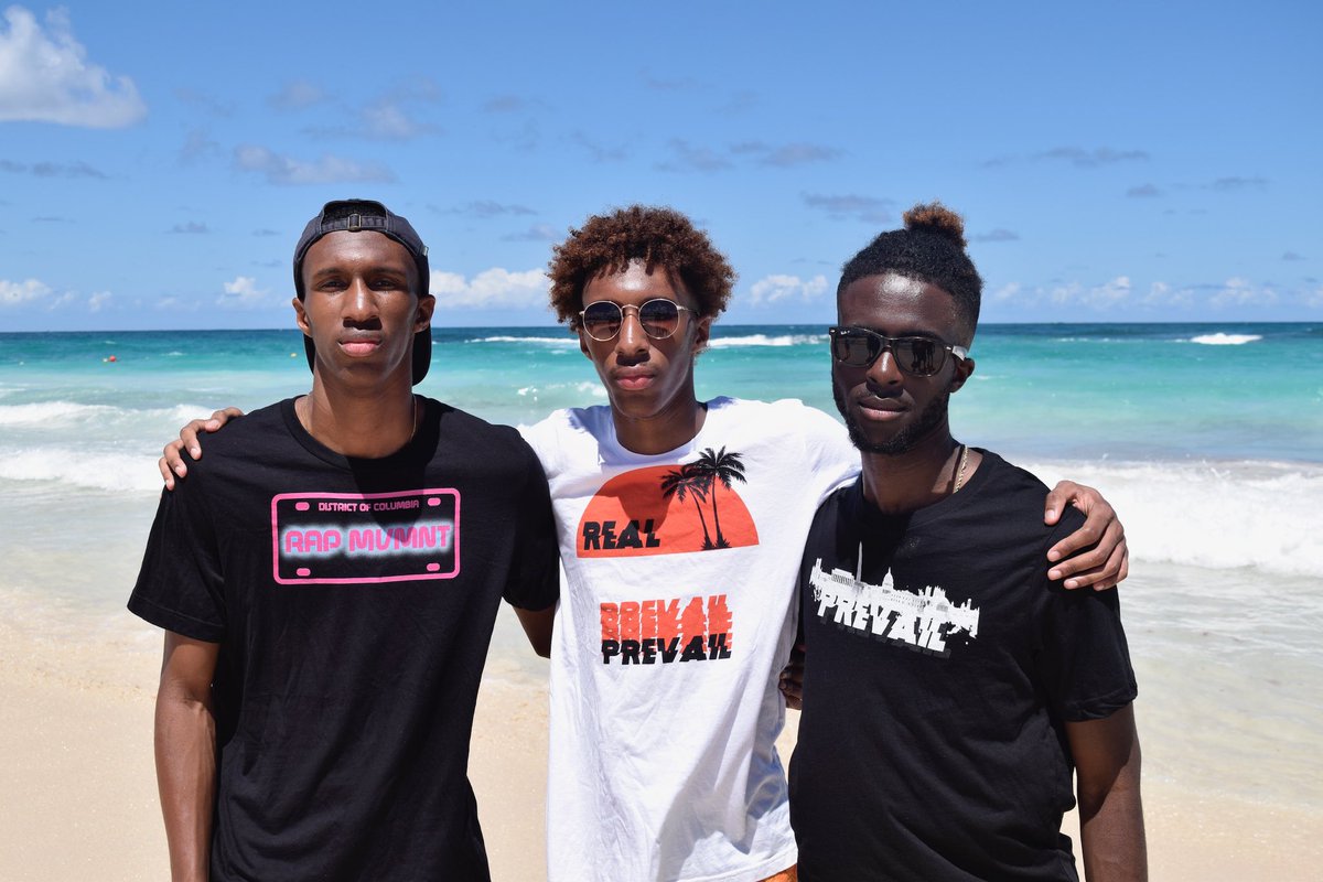 rapmvmnt's tweet photo. @TMZ Along with our apparel, our website is also a resource for the #BlackLivesMatter movement. You can find petitions, fundraisers, and more @ https://t.co/0TcZgUmPpS
Black Owned!!
#realalwaysprevail #rapmvmnt https://t.co/lu59VOckDc