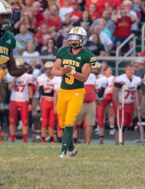 🚨COUNTDOWN TIL KICKOFF‼️

🏈Zach Vorbrink
🏈North Bullitt
🏈Class of 2021
🏈OLB/RB
🏈4.0 GPA

I play football for the love of the game. I enjoy the effort that is needed to succeed in the game.