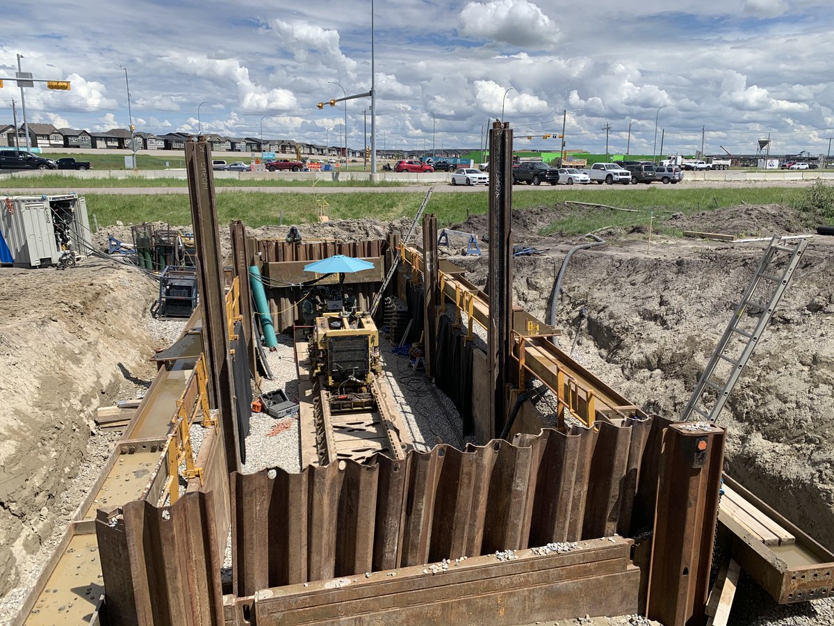 CrossingGroup's tweet photo. Our CT Underground team is working with one of our guided boring machines (GBM) to install a 30” waterline for a new subdivision. #CTU #CrossingGroup #Trenchless #YYCconstruction #GuidedBoring https://t.co/cNPuOeXdMU